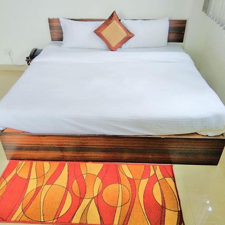 The Radiance Suites And Apartment Nuova Delhi Esterno foto