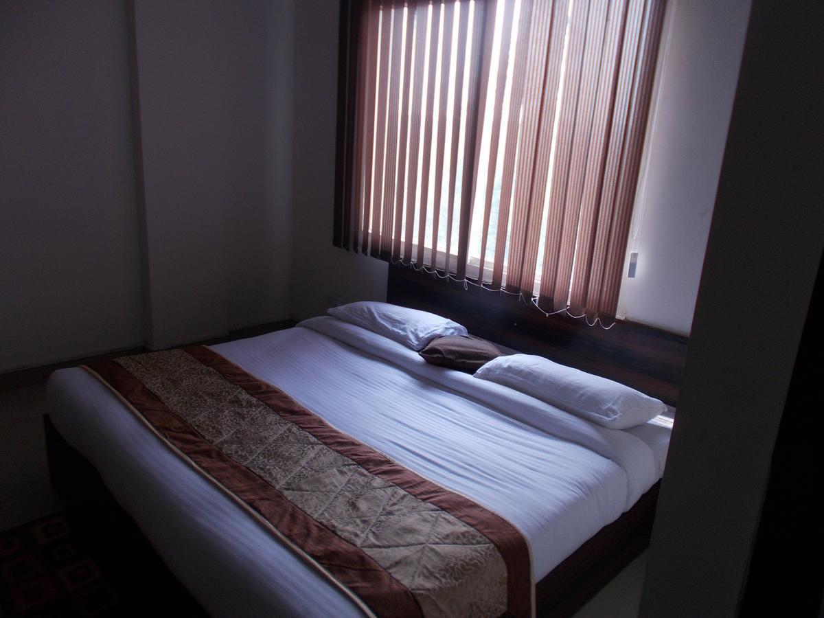 The Radiance Suites And Apartment Nuova Delhi Esterno foto