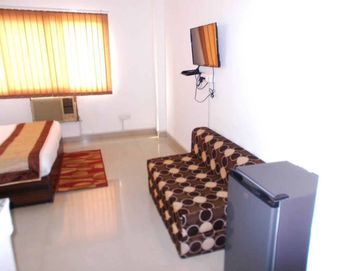 The Radiance Suites And Apartment Nuova Delhi Esterno foto