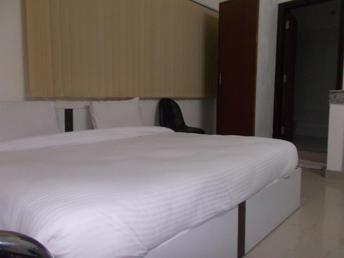 The Radiance Suites And Apartment Nuova Delhi Esterno foto