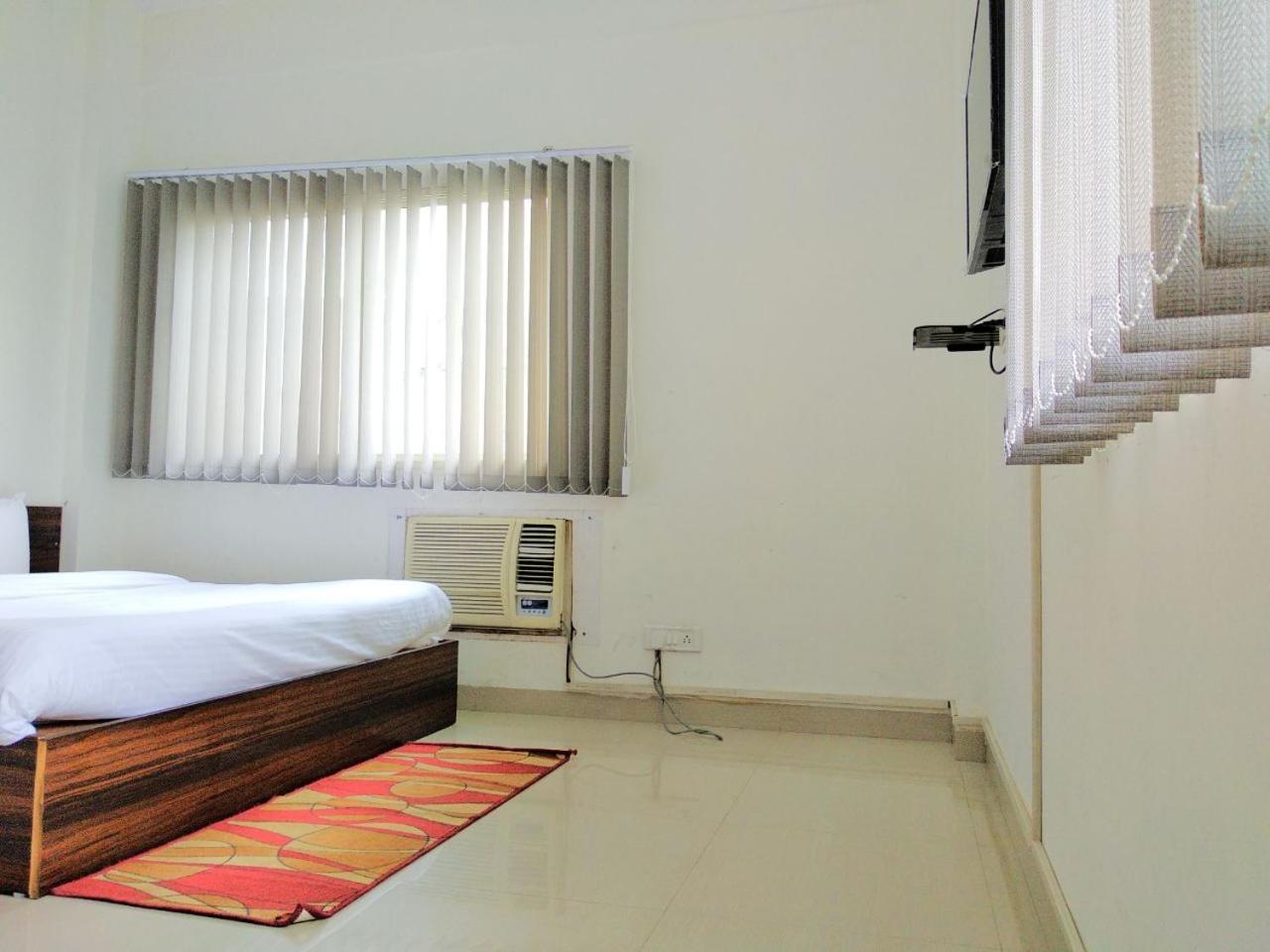 The Radiance Suites And Apartment Nuova Delhi Esterno foto